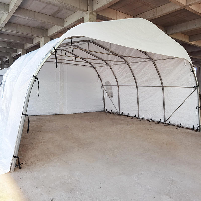 5.6x6.1m (18