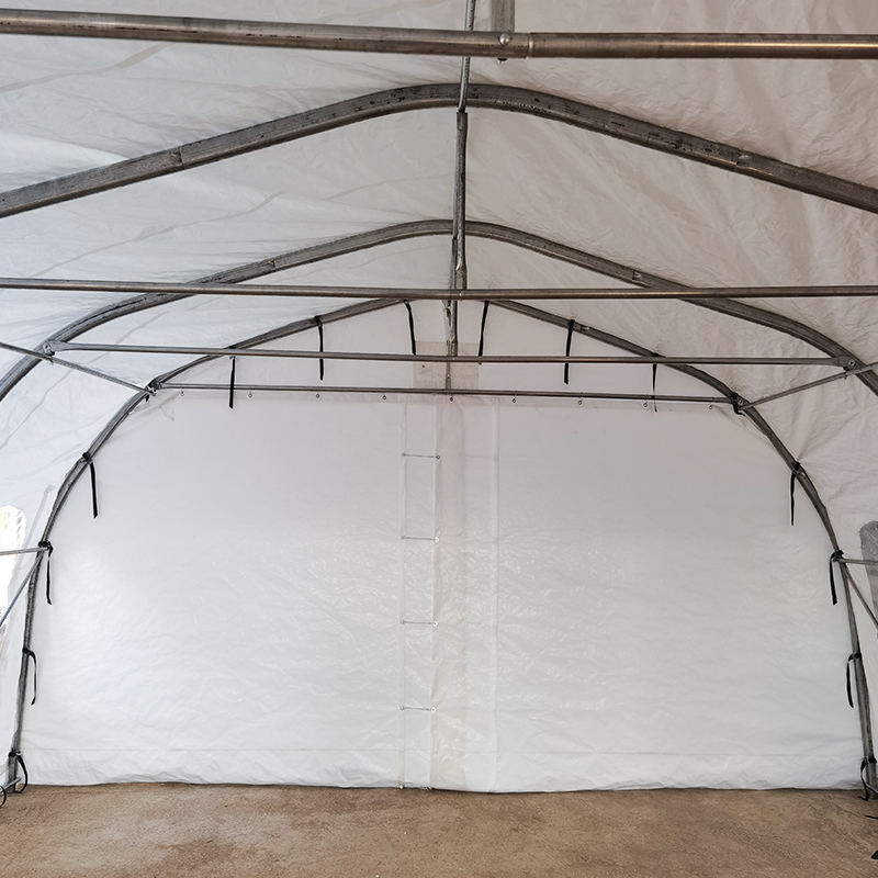 5.6x6.1m (18